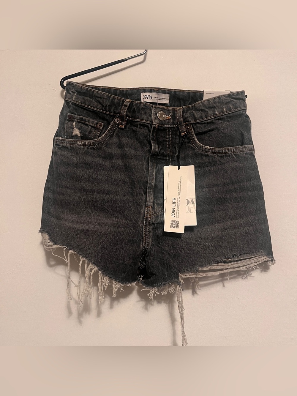 Zara Washed Black High-Rise Frayed Denim Shorts